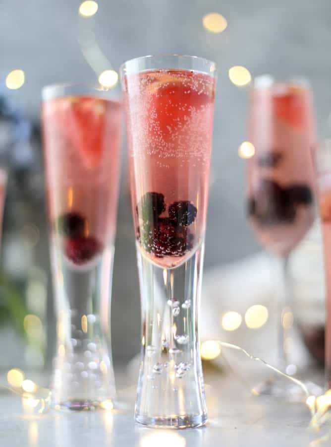 Blackberry champagne cocktail recipe