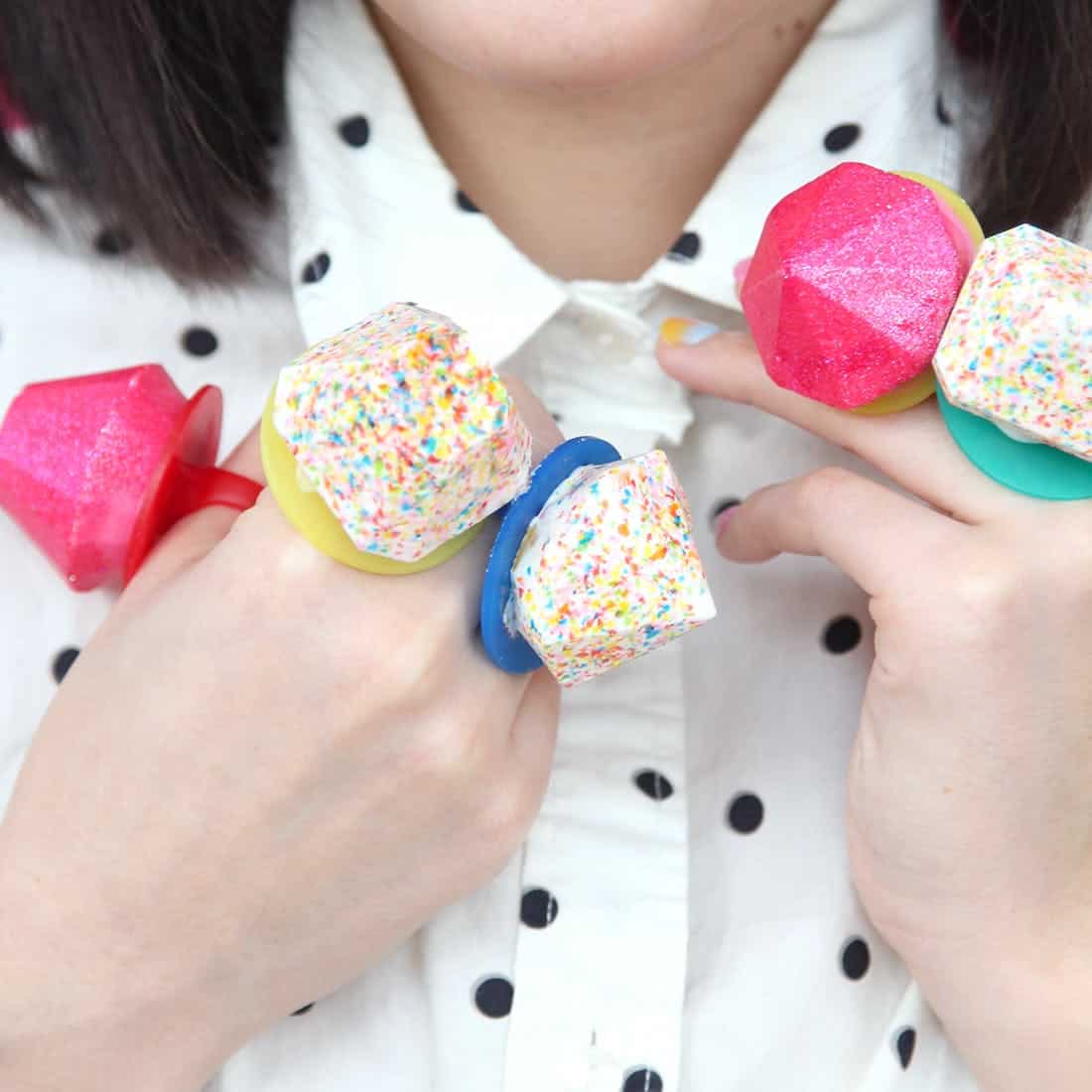 Chocolate Ring Pops - Valentine's Day Edible Gift