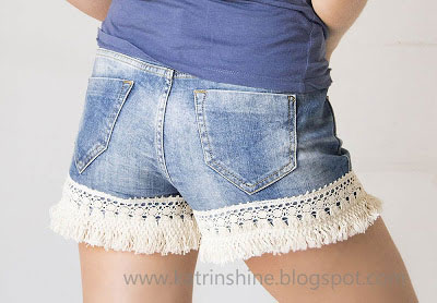 Lace tassel trimmed cut offs