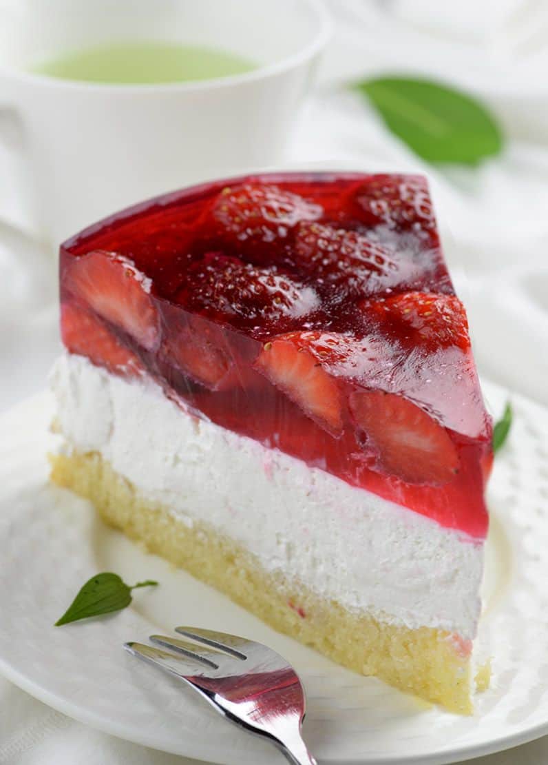 Jello - Best Strawberry Cake Recipe