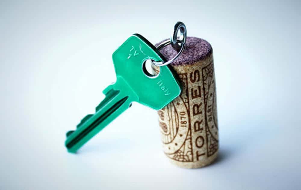 Diy cork keychain