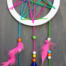 Paper plate and yarn dream catcher
