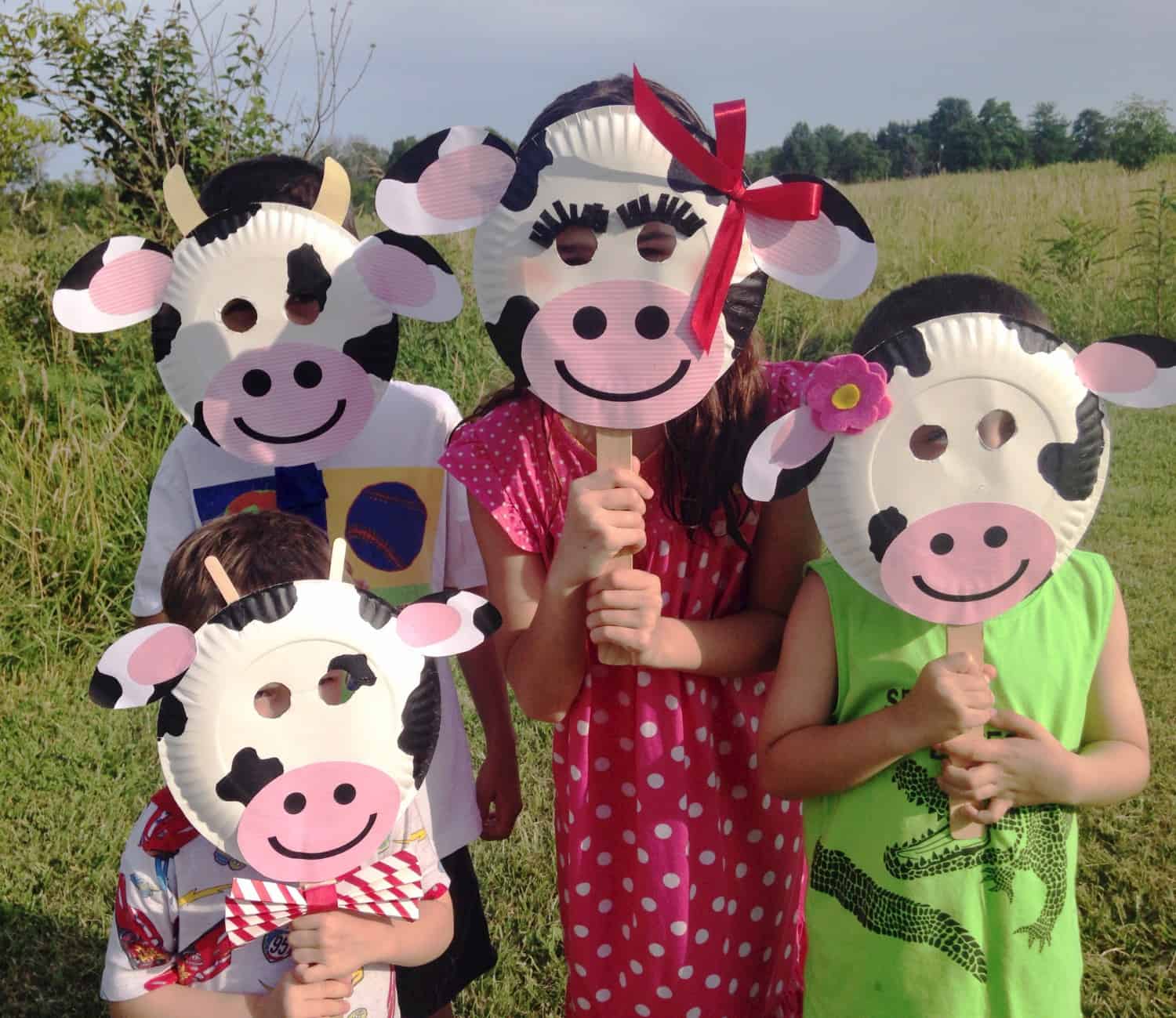 Paper plate cow masks