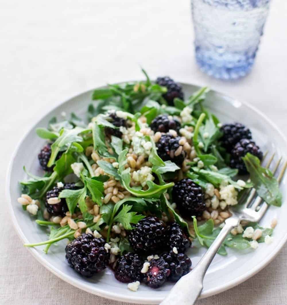 Blackberry and arugala salad