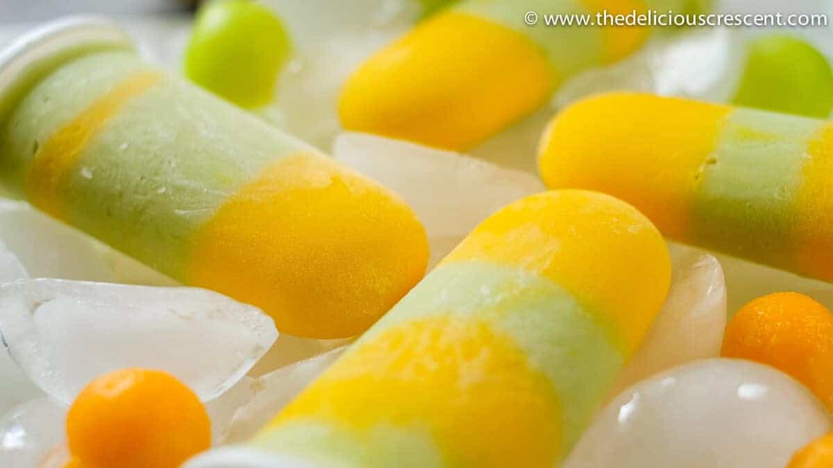 Melon popsicles with rose water