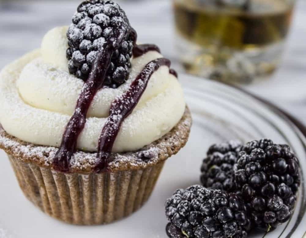 Blackberry bourbon cupcakes