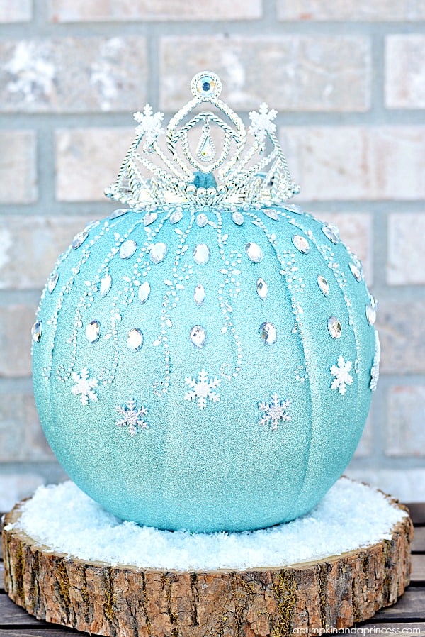 Frozen "Elsa" Pumpkin - Creative Pumpkin Decorating Ideas
