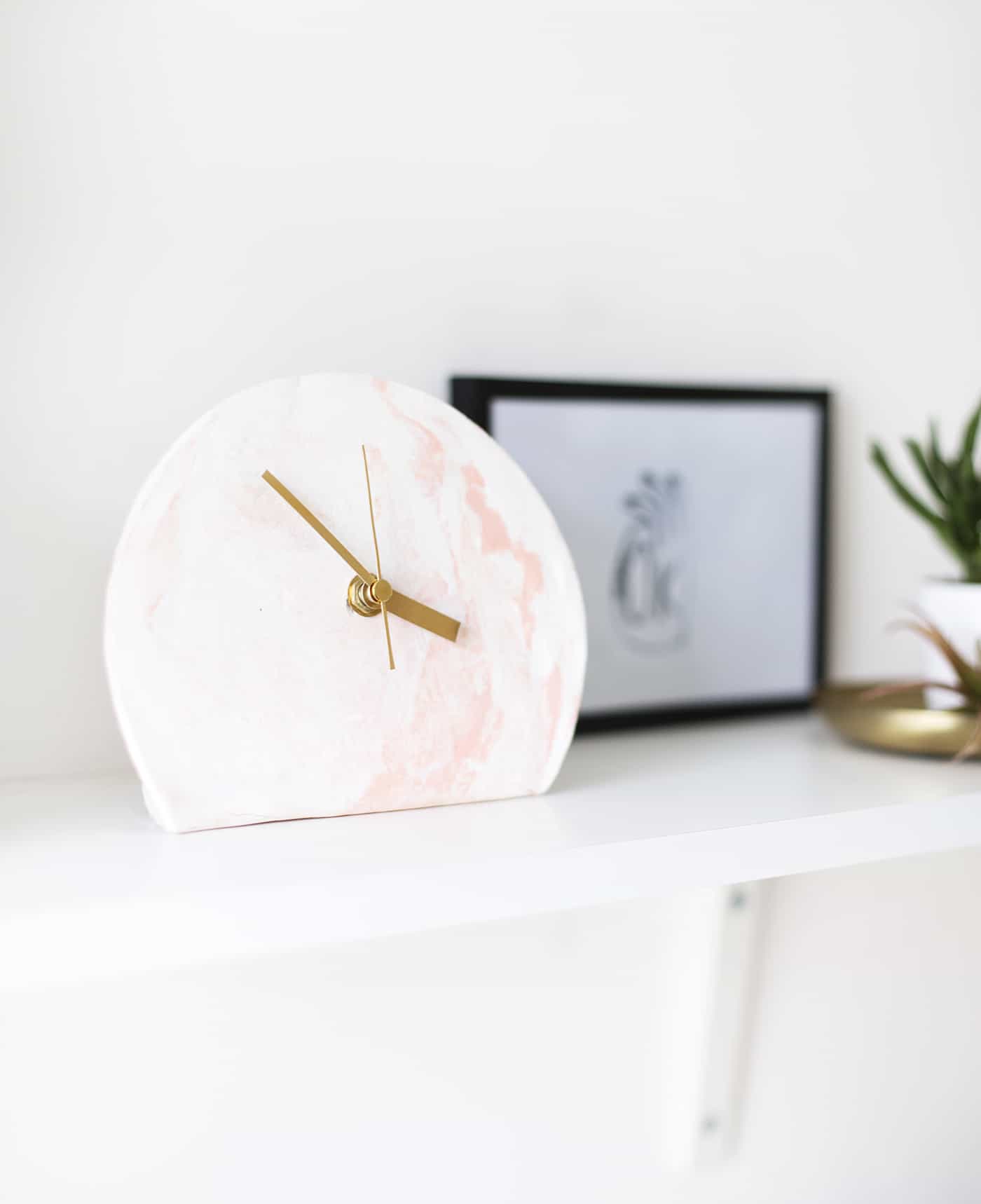 Diy marble clock