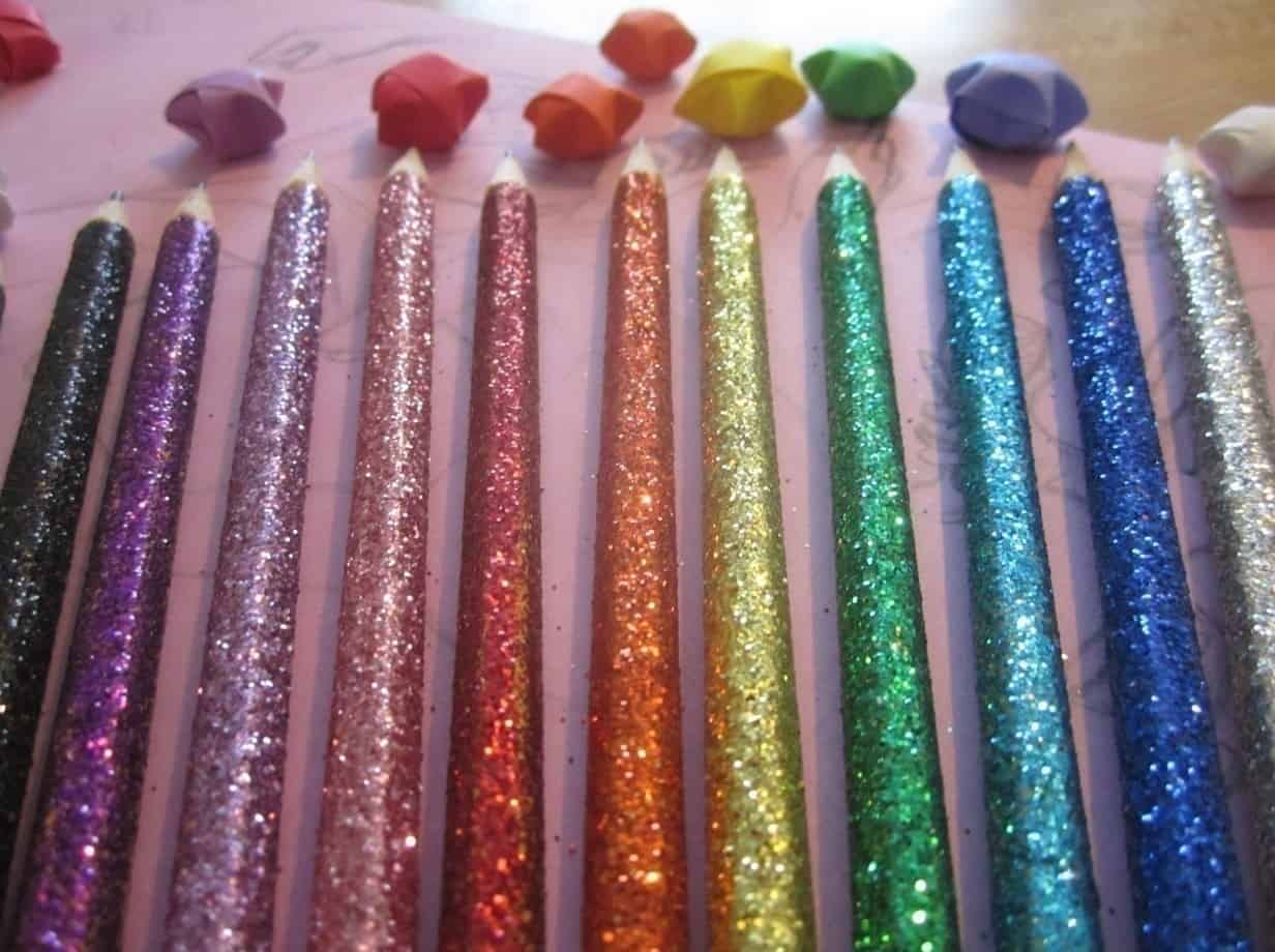 How to make Lava Glitter Lava Pencil/DIY Glitter Pencil/Homemade Glitter  Pencil/How tomakeglitterpen 