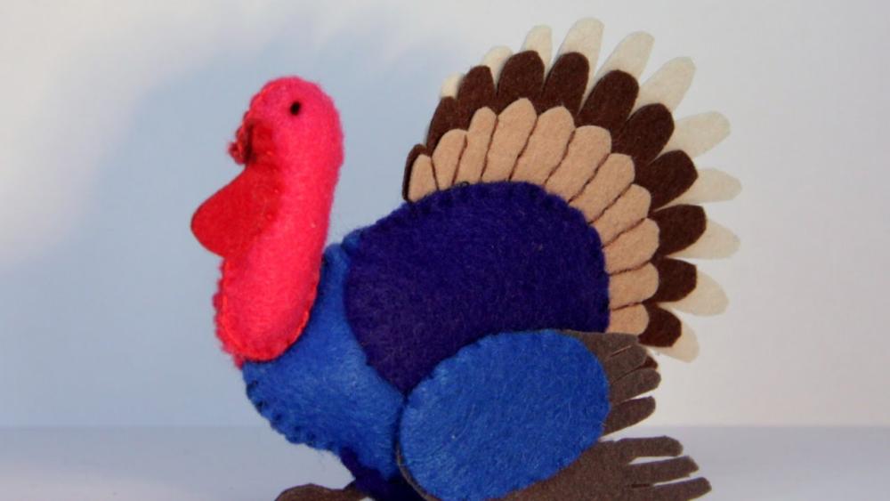Felt turkey thanksgiving centerpiece