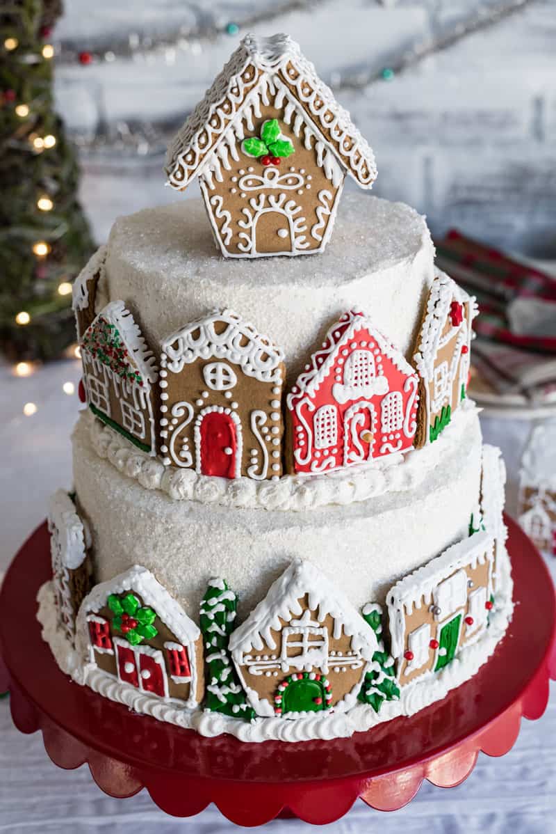 Gingerbread layer cake with fig filling