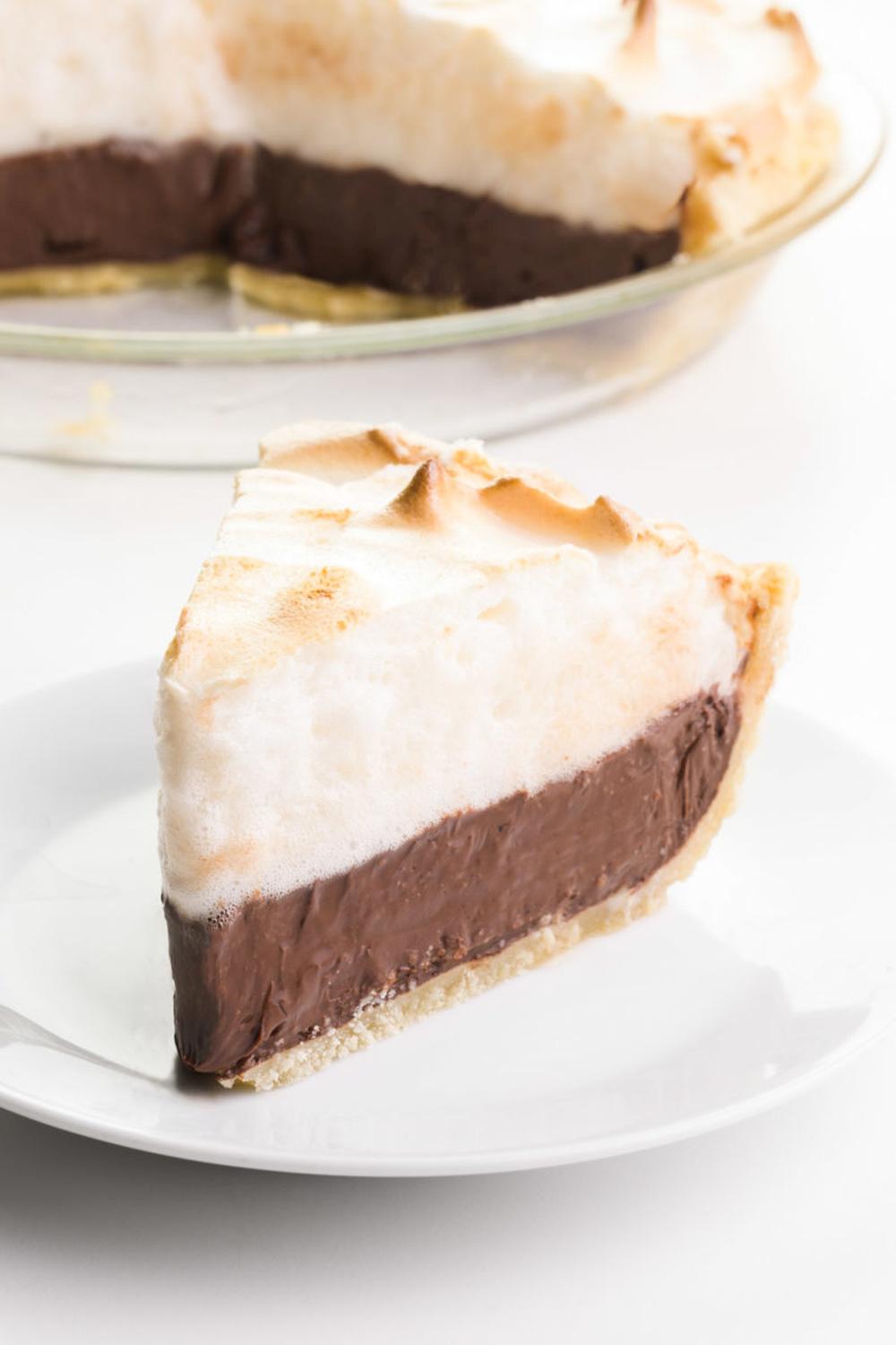 Vegan chocolate meringue pie best thanksgiving desserts 