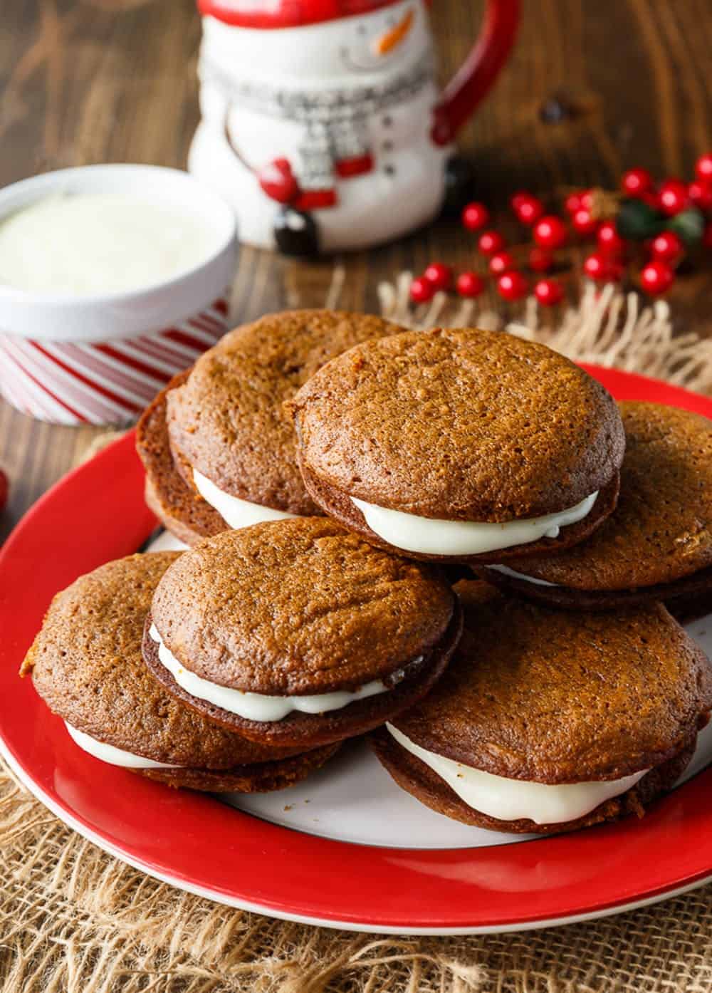 Gingerbread Whoopie Pies - Cute Christmas Desserts