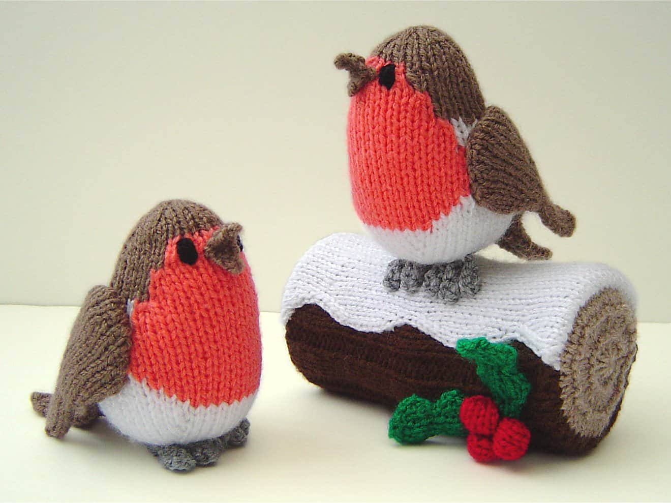 Christmas robins and a yule log