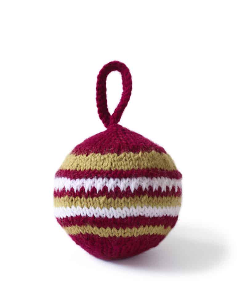 Knitted christmas ornament