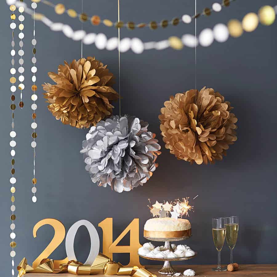 Nye crepe paper pom poms