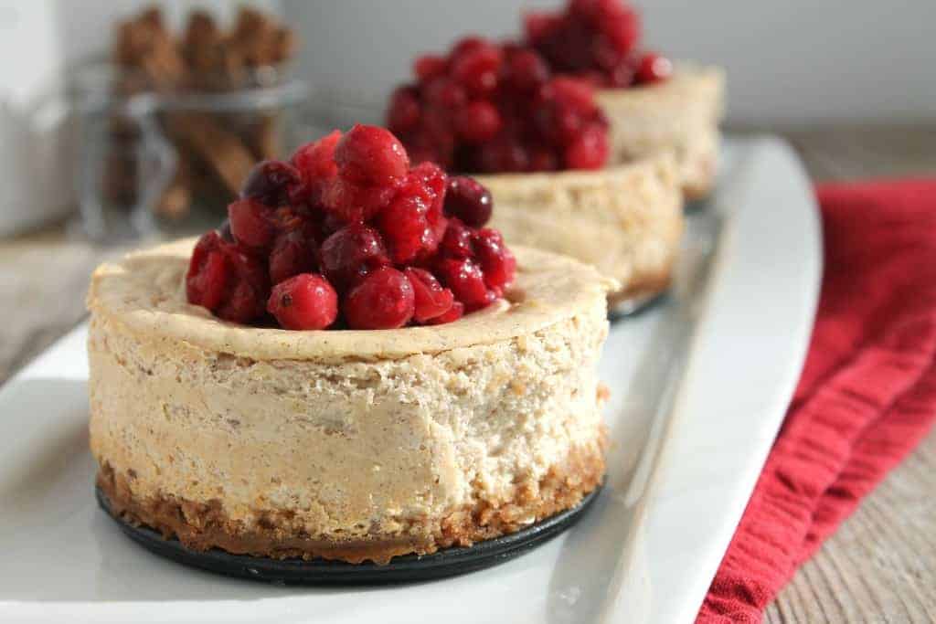 Spiced cheesecake with roasted cranberries