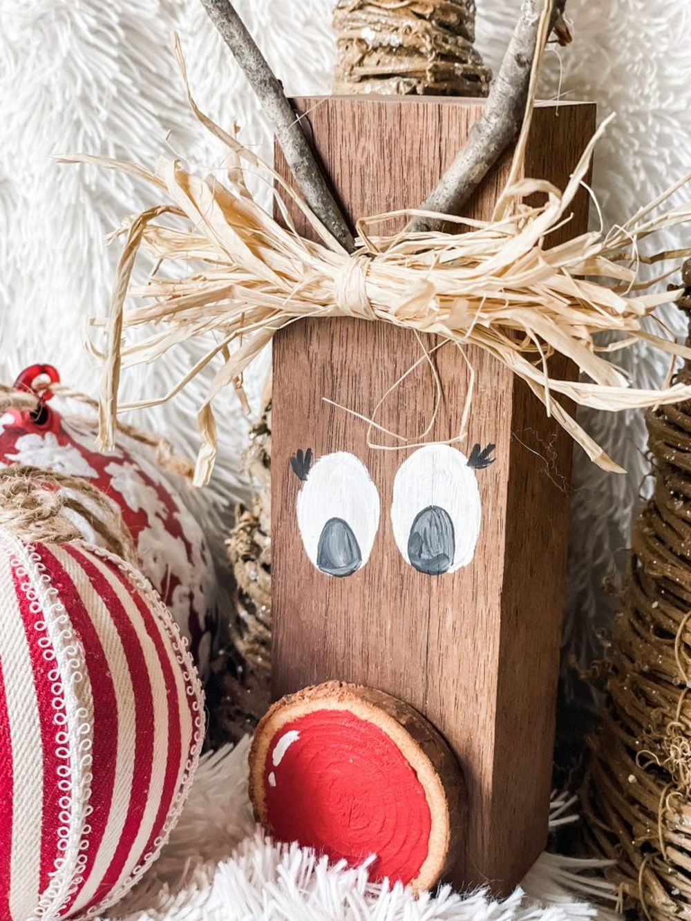 Wood block reindeer front porch christmas decorating ideas