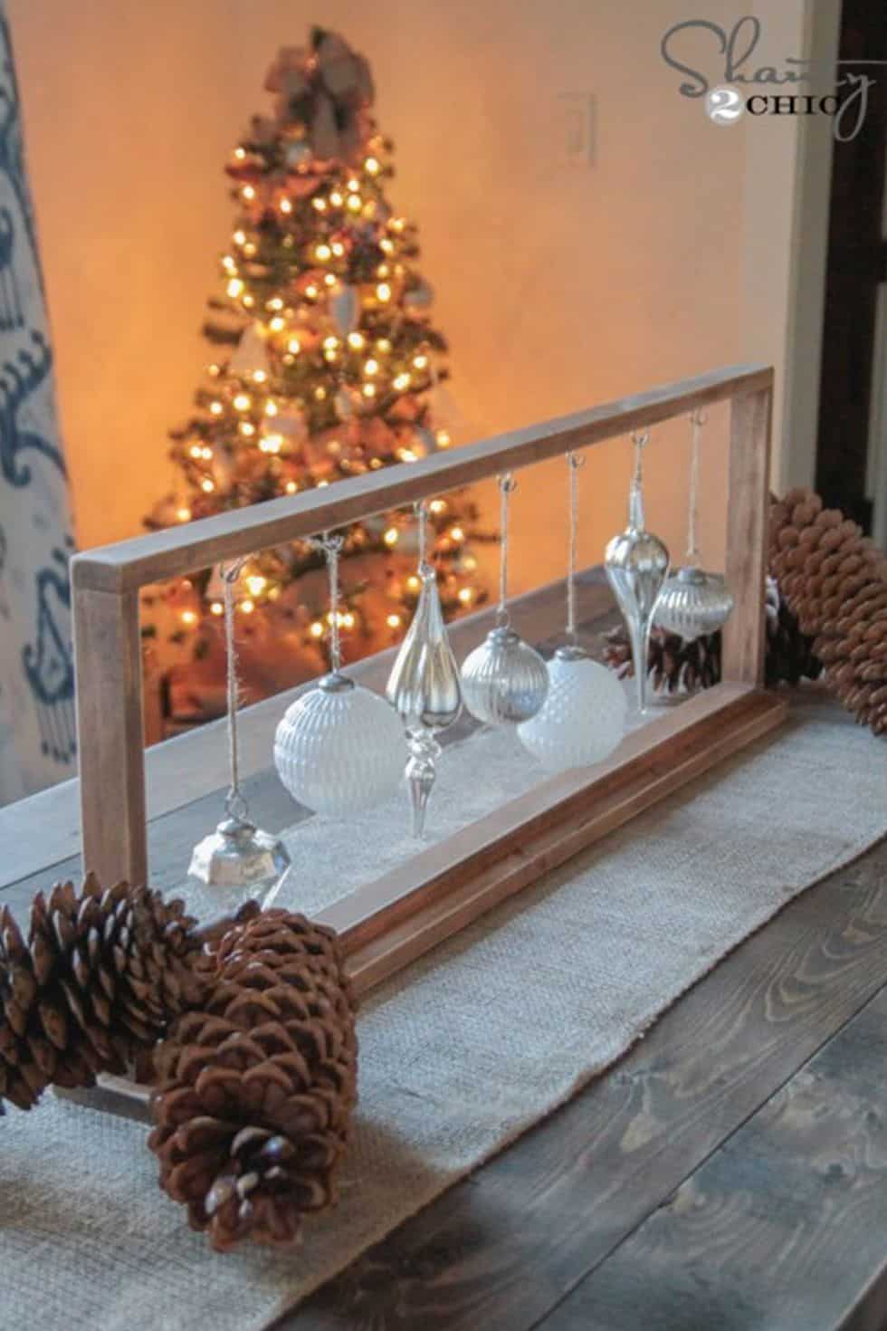 Hanging ornaments centerpiece diy