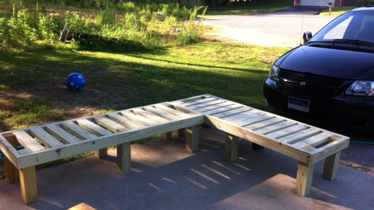 Diy corner bench with no back