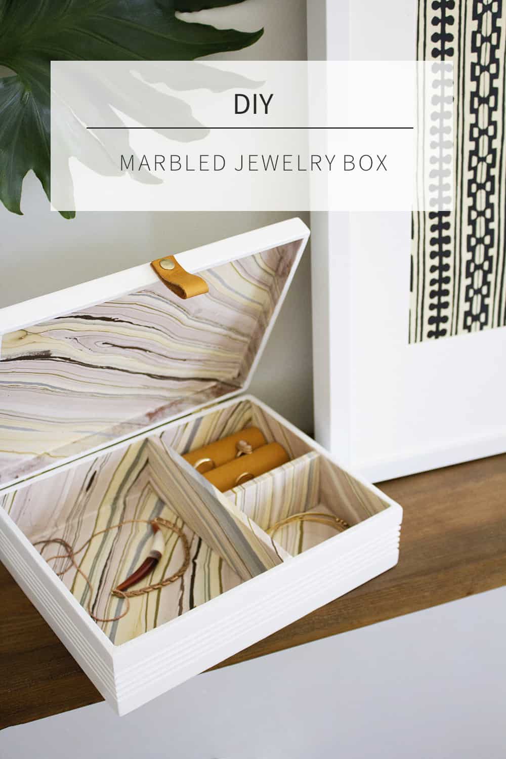 Marbled cigar box for jewelry