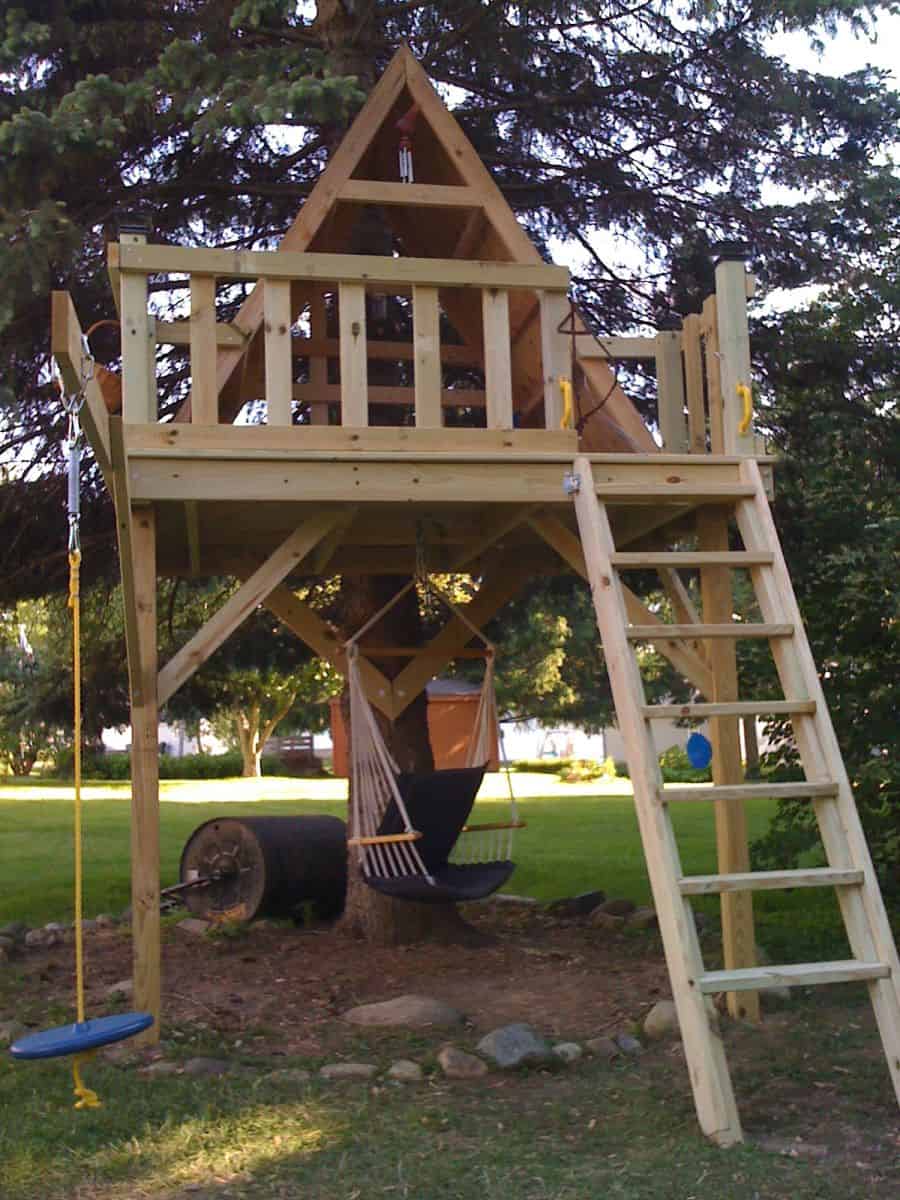 Treehouse hammock