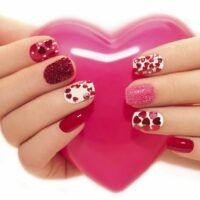 Valentine's day manicure