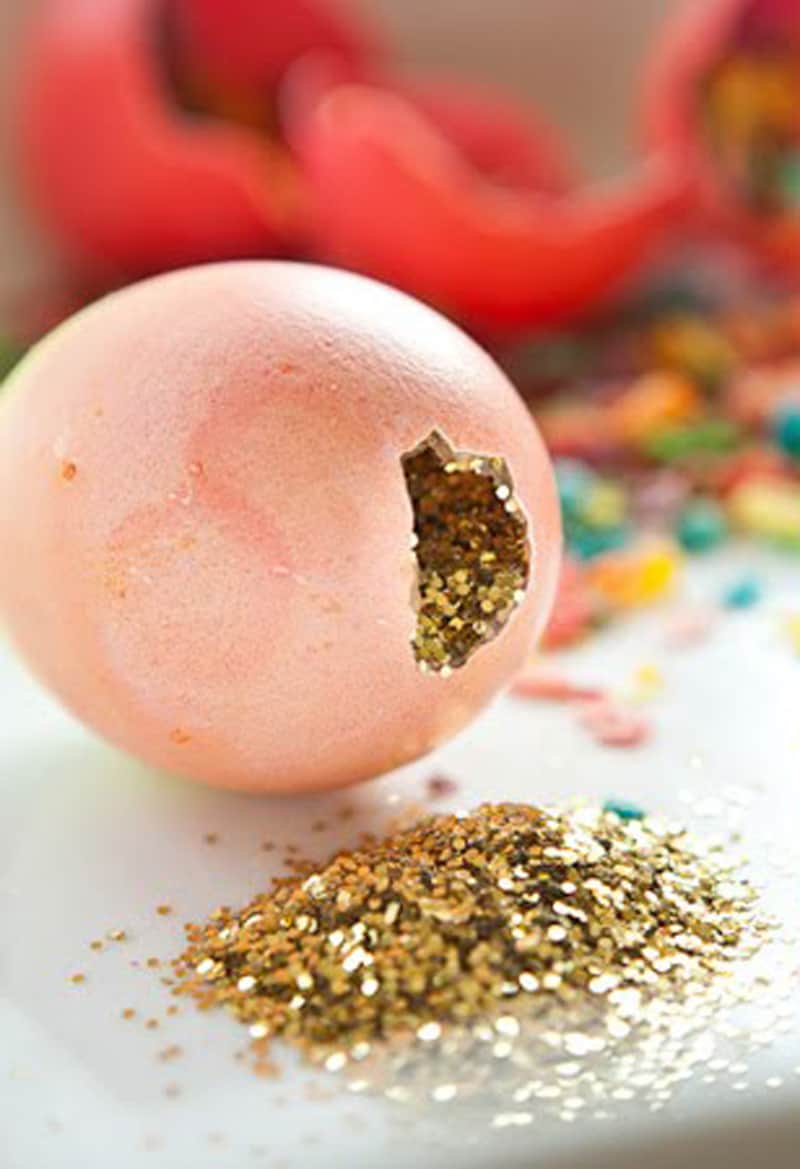 Glitter confetti egg game