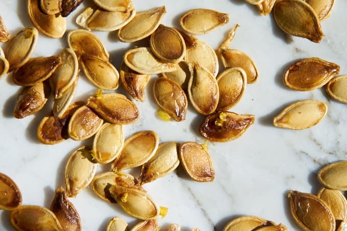 Sweet curry pumpkin seed