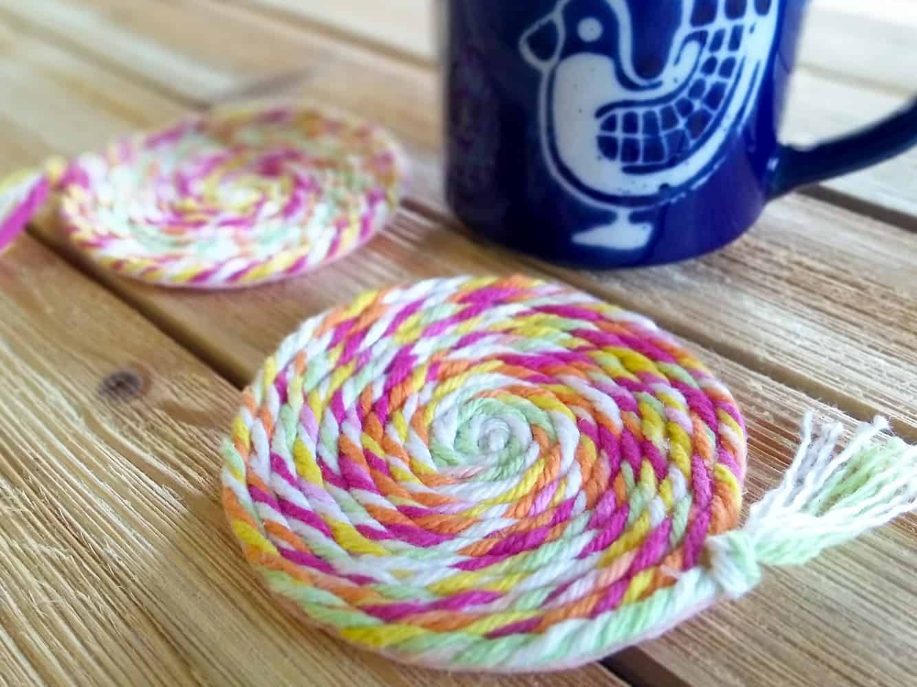 No sew twirly yarn coasters