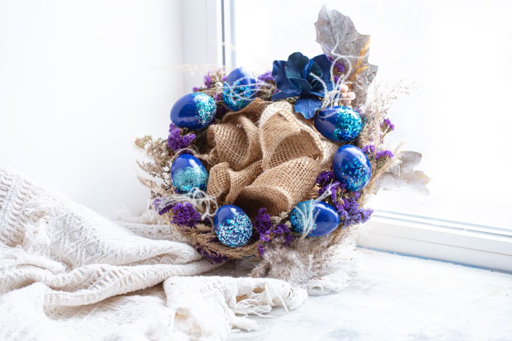 Burlap with Blue Eggs and Sequins - Easter Egg Wreath Craft