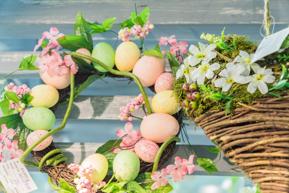 Egg Wreath - Decorative Easter Ideas