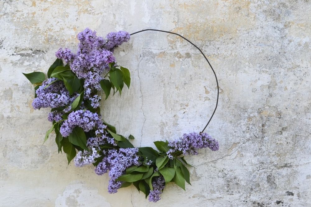Rustic Wreath with Lilac - Making an Easter Wreath