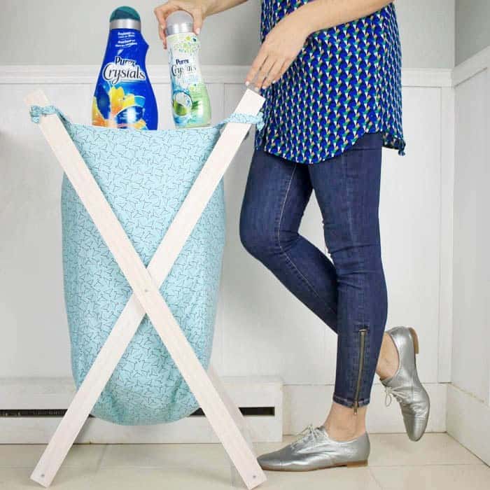 Foldable wooden frame laundry hamper