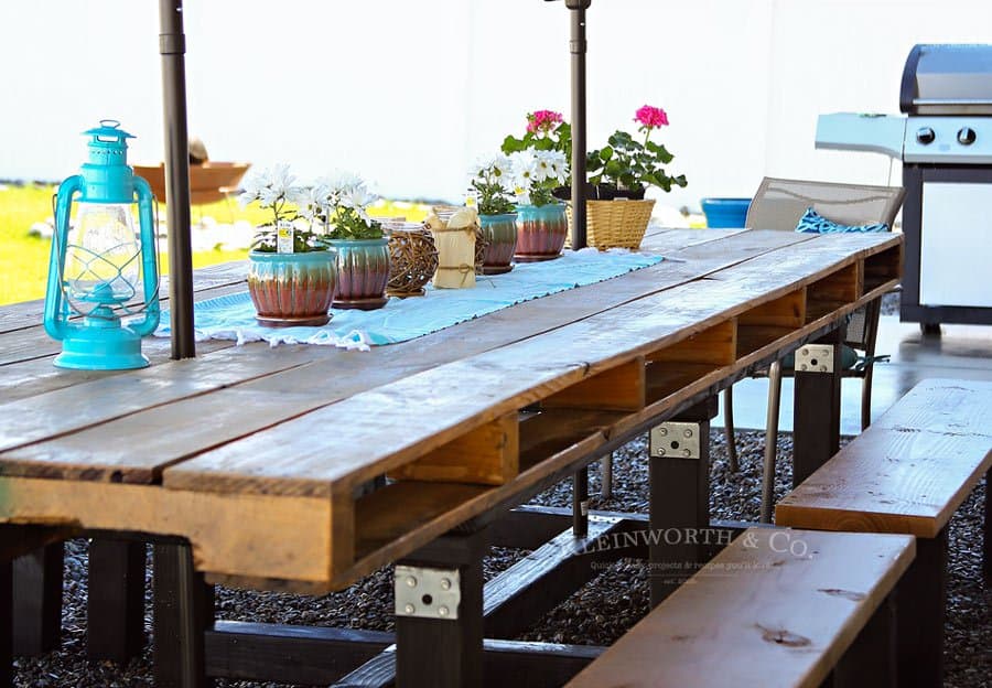 Outdoor pallet dining table diy