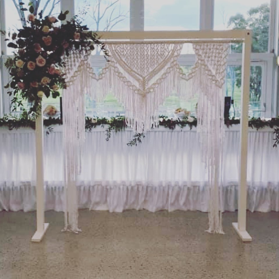 Macrame arch