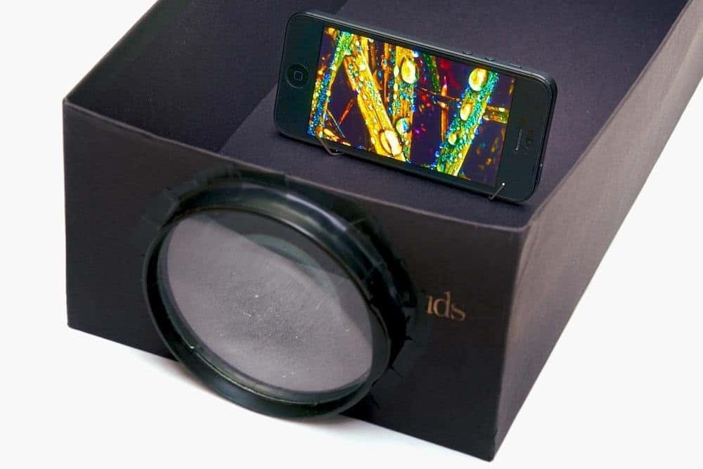 Cardboard cell phone screen projector