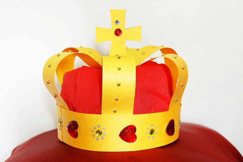 Royal paper crown