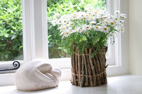 Tied twigs planter