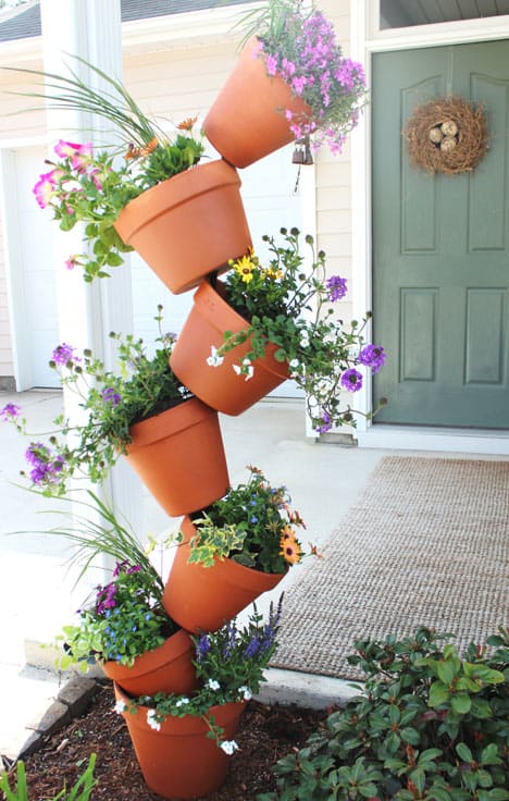 Topsy turvy flower planter