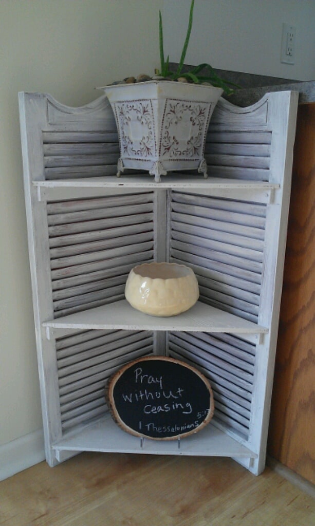 Diy shutter corner shelf