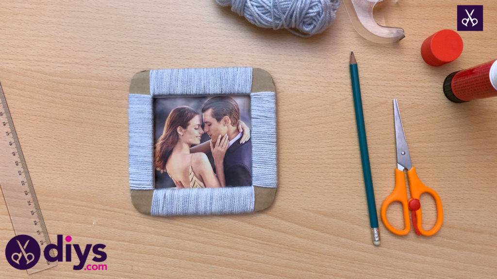 How to make a cardboard photo frame diy craft