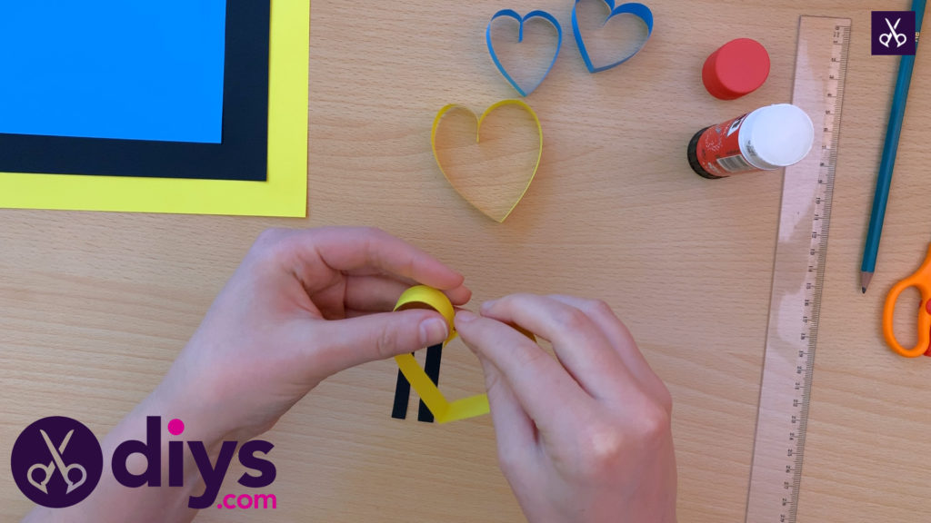 How to make a paper heart butterfly different colors