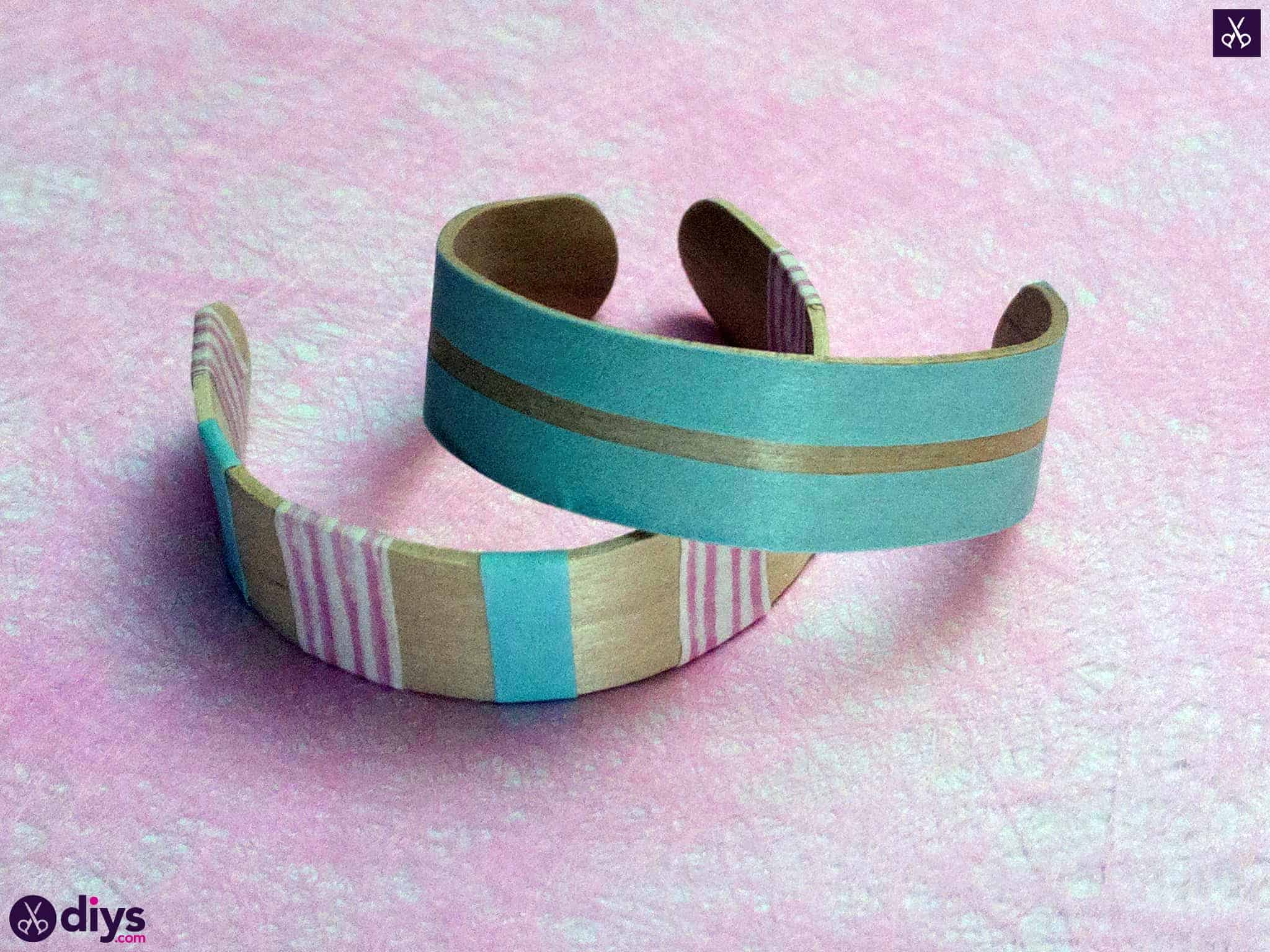 How to make a popsicle stick bracelet