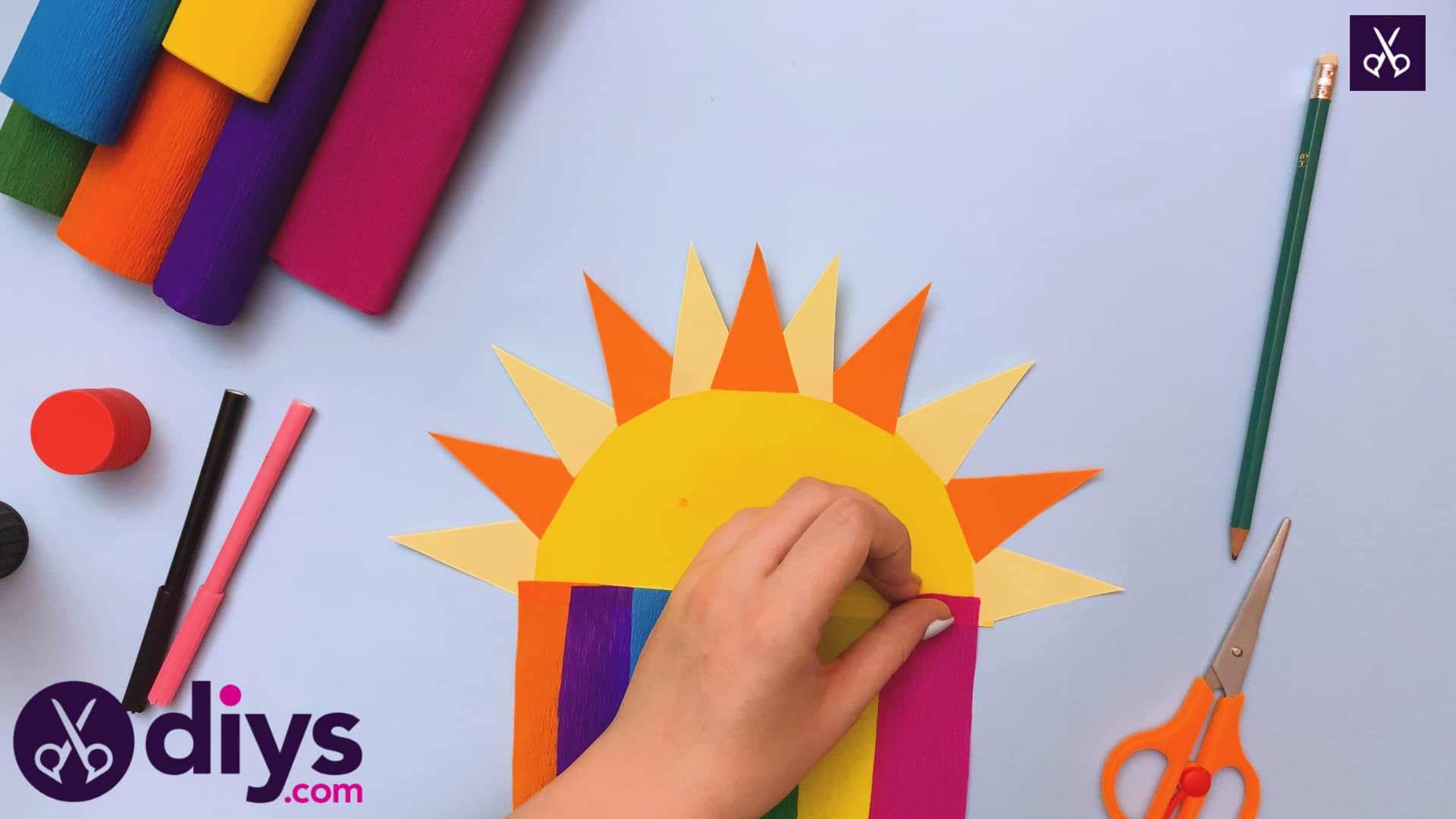 How to make a rainbow paper sun sun