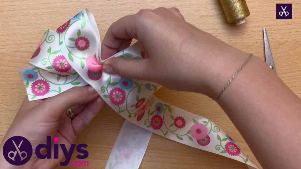 How to make a ribbon double bow fixing