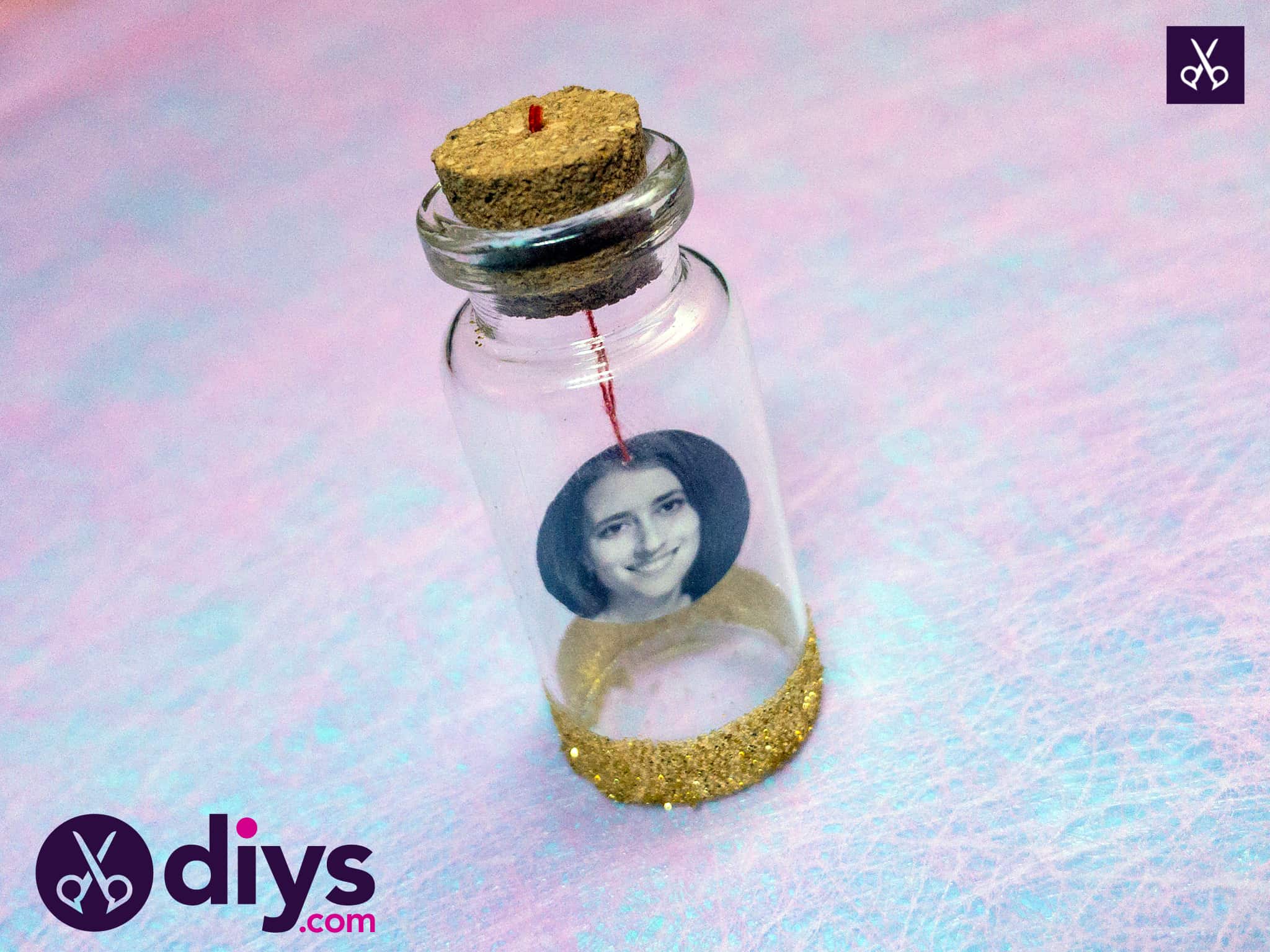 How to make a tiny photo in a bottle diy