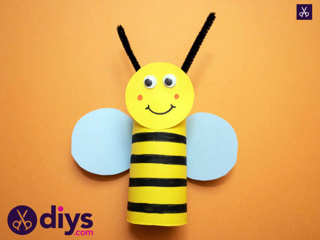 How to make a toilet paper roll bee