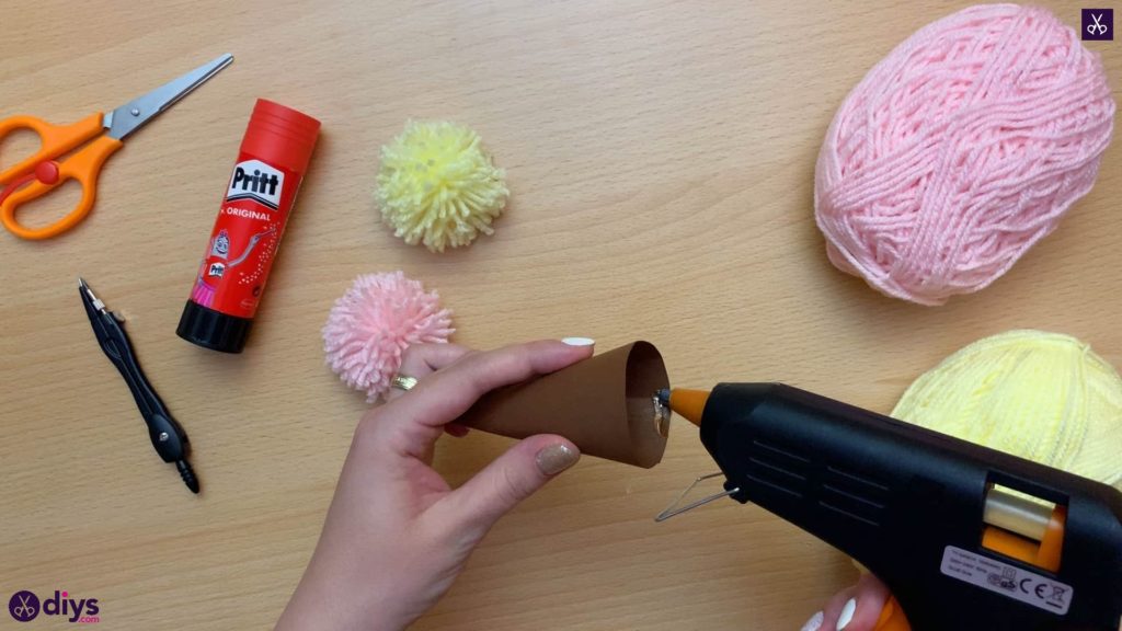 How to make an ice cream pom pom glue gun attach
