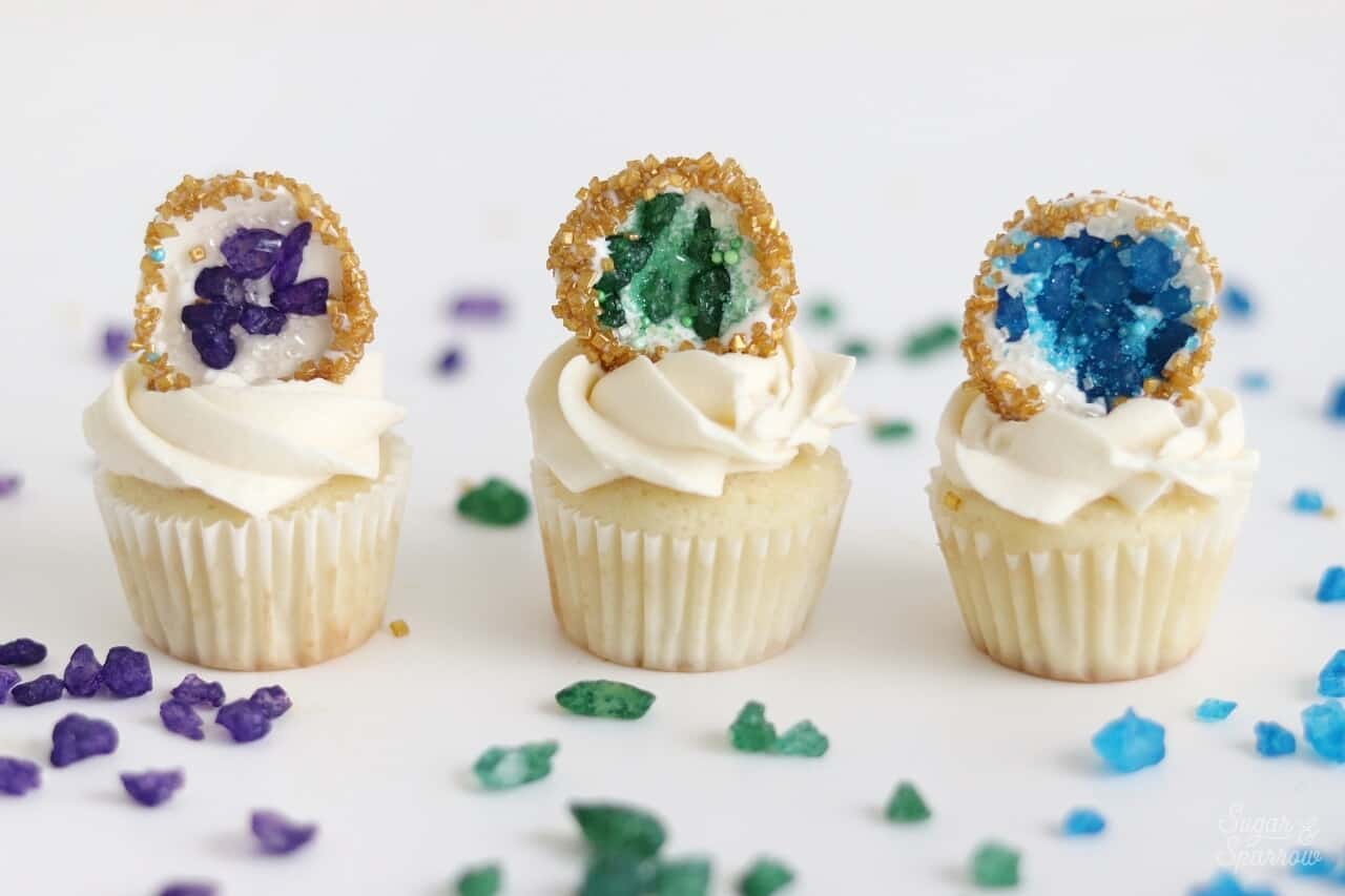 Mini geode cupcakes topper diy